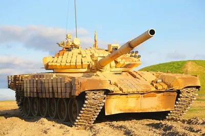 Т-72 - советский танк последней четверти ХХ века.