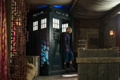 Jodie Whittaker broke the TARDIS before Doctor Who filming wrapped | Radio  Times