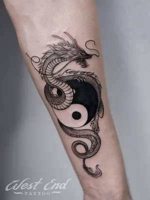Иллюстрация Эскиз татуировки «Дракон» в стиле 2d | Illustrators.ru