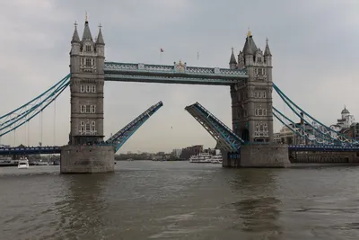 В Лондоне сломался знаменитый Тауэрский мост: фото и видео - Новости мира -  24 Канал