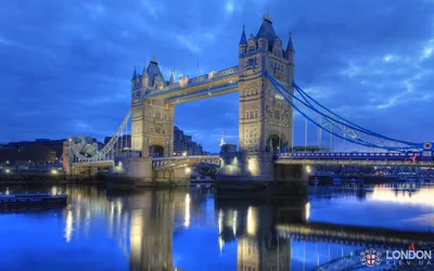 Вид утра тауэрского моста в Лондоне Стоковое Изображение - изображение  насчитывающей город, пристань: 168833095