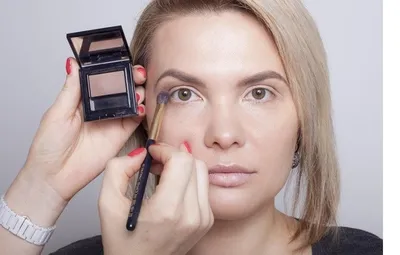 Перманентный макияж бровей Техника напыление Самая современная техника  нанесения Без контура Заживает лёгкой дымкой Эффект… | Instagram