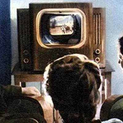 1990s tv set | Vintage tv, Television set, Crt tv