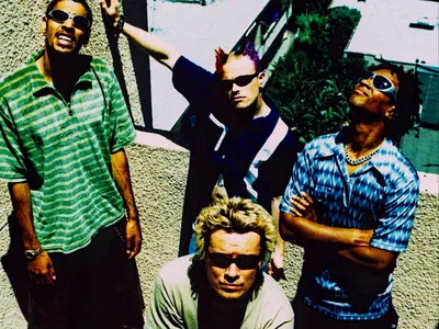 File:The Prodigy - Everybody in the Place.png - Wikimedia Commons