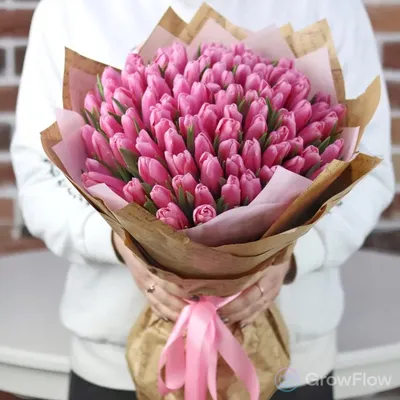 Заказать Нежно-розовые тюльпаны в коробке в Киеве