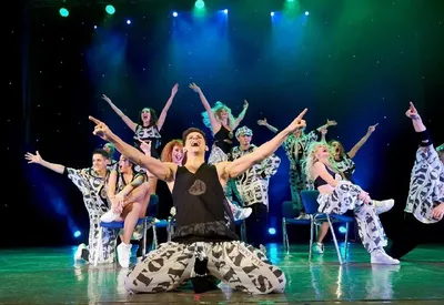 35 лет балету Аллы Духовой «TODES»!Юбилейная программа!😍🎇 Тодес- это  огромный мир танца, созданный и вдохновлённый Аллой Духовой, его… |  Instagram