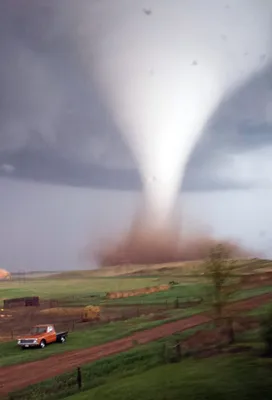 Epic fail: Giant walls wouldn't stop tornadoes