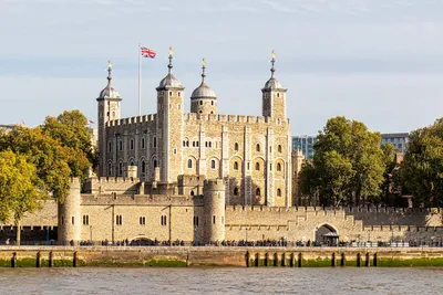 The 23-year-old who spent three years living in the Tower of London | CNN