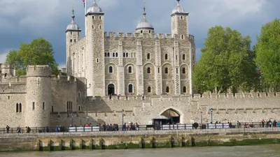 White Tower (Tower of London) - Wikipedia
