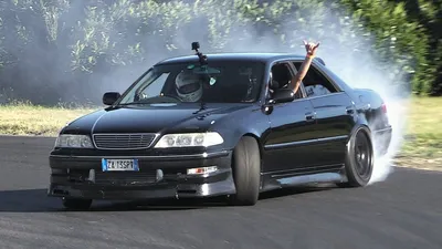 1998 Toyota Mark II Grande 2.5 JZX100 | Driver Motorsports