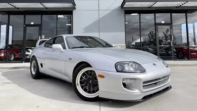 200+] Toyota Supra Pictures | Wallpapers.com
