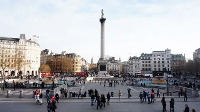 LONDON - JUNE 29, 2015: Tourists Enjoy Trafalgar Square. London Attracts 50  Million People Every Year. Фотография, картинки, изображения и  сток-фотография без роялти. Image 43038738