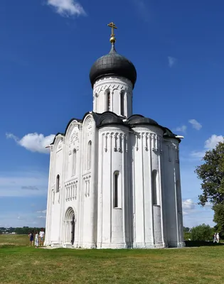 File:Церковь Покрова на Нерли. 5.jpg - Wikimedia Commons