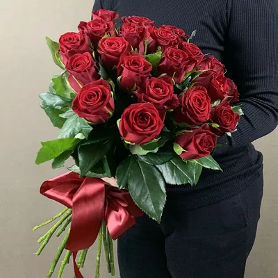 Роза Эквадор Микс 25, доставка цветов по городу в течение 1 часа - ЦветкоFF  Тюмень