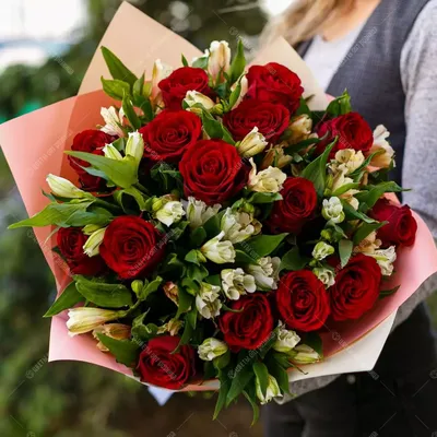 Букет «Французская Роза» из хризантем - заказать и купить за 4 850 ₽ с  доставкой в Новосибирске - партнер «Цвети-цветочек-цвети»