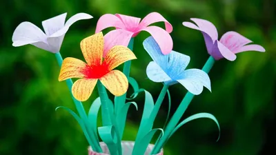 Поделка из цветной бумаги - Букет тюльпановПоделка из цветной бумаги -  Букет тюльпанов - www.odevasha.ru