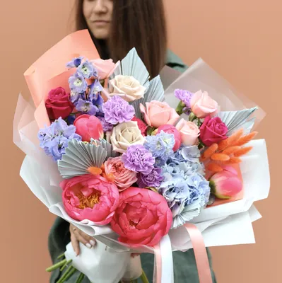 Цветы в коробке “Нежный Pink” в интернет-магазине Ярмарка Мастеров по цене  14000 ₽ – F2O9HBY | Букеты, Москва - доставка по России