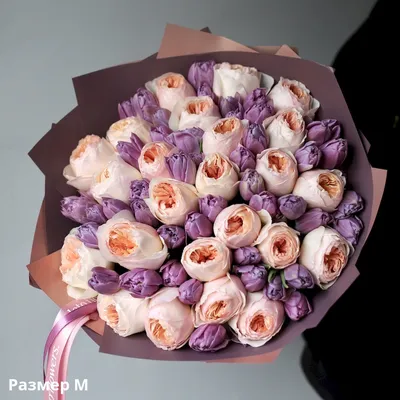 Купить элитные красивые 75 роз в коробке с буквой \"D\" с бесплатной  доставкой по Москве и МО.