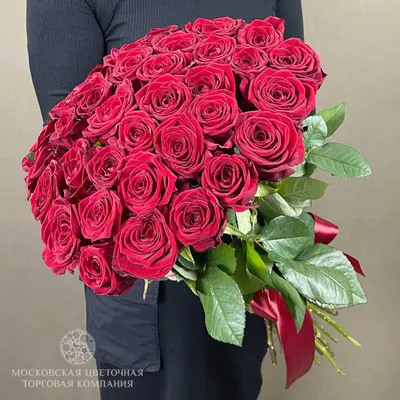 Букет 35 красных роз купить за 8 850 руб. с круглосуточной доставкой |  Мосцветторгком