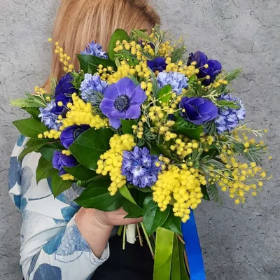 Мимоза с гвоздиками - 31 шт. за 10 090 руб. | Бесплатная доставка цветов по  Москве