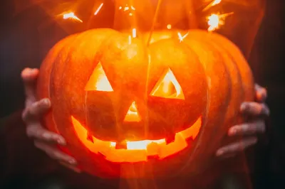 Тыква на Хэллоуин: как сделать фонарь Джека своими руками