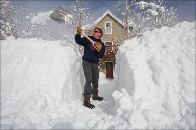 Статья «Уборка снега спецтехникой: разновидности снегоуборочных работ» от  компании «Тула-Снаб».
