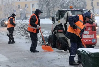 В столице продолжается масштабная уборка снега / Новости города / Сайт  Москвы