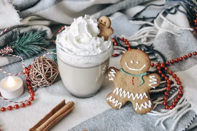 Предпосылка уютной зимы домашняя Стоковое Фото - изображение насчитывающей  кофе, десерт: 61036186