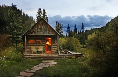 Уютный дом с камином