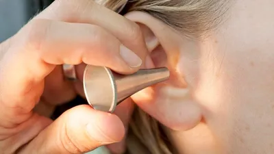 Заложенность уха - причины появления, при каких заболеваниях возникает,  диагностика и способы лечения