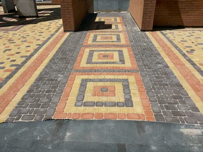Благоустройство коттеджей – укладка тротуарной плитки — Ассирия • Тротуарная  плитка от производителя