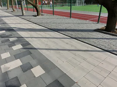 Сколько стоит укладка тротуарной плитки в 2023 году | БелОптКирпич в  Белгороде