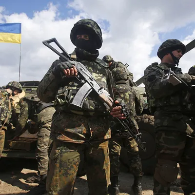 В Киеве анонсировали наступление на Крым. Как оно может выглядеть -  Газета.Ru