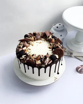Как украсить торт