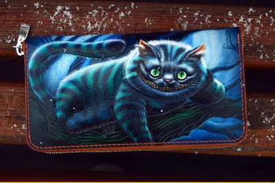 Студия вышивки Анны Польской - Улыбка Чеширского кота для девушки Лены. У  котика есть секрет: он светится в темноте 🐾👀😁 | Facebook