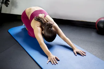 Упражнения для спины в домашних условиях: зарядка для укрепления мышц спины  и позвоночника | Блог justfood