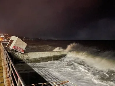 Мощнейший ураган обрушился на Норильск