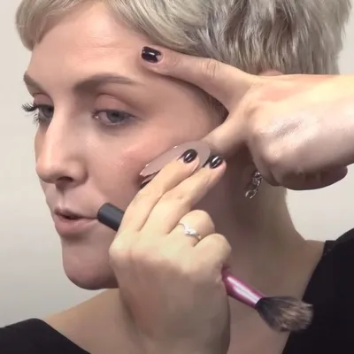 Макияж для начинающих пошагово: 10 уроков макияжа