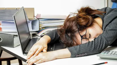 Как преодолеть усталость после работы - рекомендации врача
