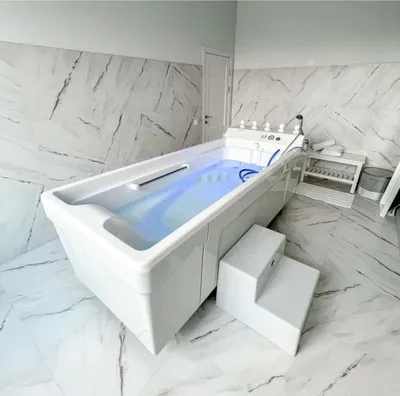 Отдельностоящая ванна из искусственного камня Salini Sofia 160х75 цена от  145 800 ₽ в интернет-магазине ЕвросанДизайн