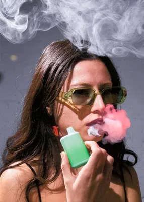42 Vape Logos to Get Your Head in the Clouds | BrandCrowd blog