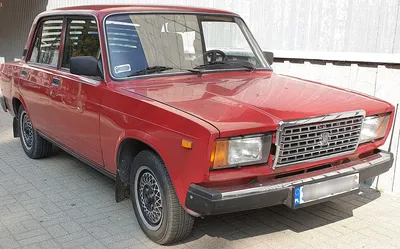 File:Lada 2107 (VAZ-2107) 01.jpg - Wikimedia Commons