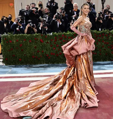 VERSACE AT THE MET GALA 2022 | VERSACE US