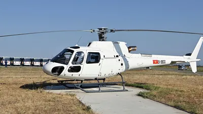 Вертолет и другую спецтехнику получило МЧС Кыргызстана — фото - 13.08.2022,  Sputnik Кыргызстан