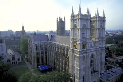Verbis36 - Знали ли ВЫ? 955 лет назад открылось Вестминстерское аббатство  Вестминстерское аббатство (англ. Westminster Abbey) — готическая церковь в  Вестминстере (Лондон), к западу от Вестминстерского дворца, традиционное  место коронации монархов ...
