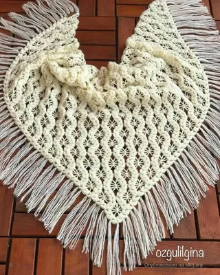 Эта шаль вяжется на одном дыхании | Потрясающий узор для шали крючком |  Crochet shawl - YouTube