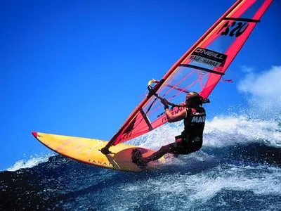 Виндсерфинг Хургада - Уроки и аренда - High Surf and Kite