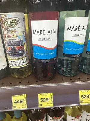 Вино Mayrik белое сухое 13%, 750мл - купить с доставкой в Москве в  Перекрёстке