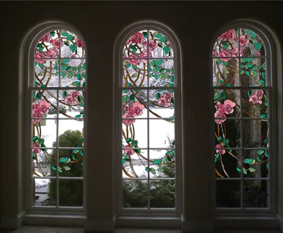 Витраж для двери Фиалки | Stained glass flowers, Stained glass door,  Stained glass mosaic
