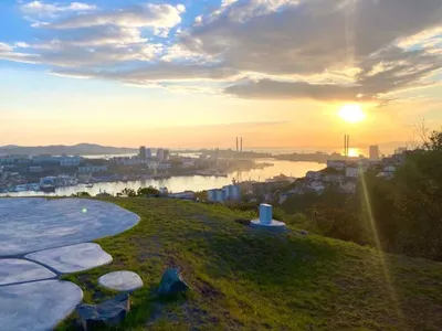 Топ-5 видовых площадок Владивостока: панорамы с сопок и лучшие места для  красивых фото — «Вечерний Владивосток»